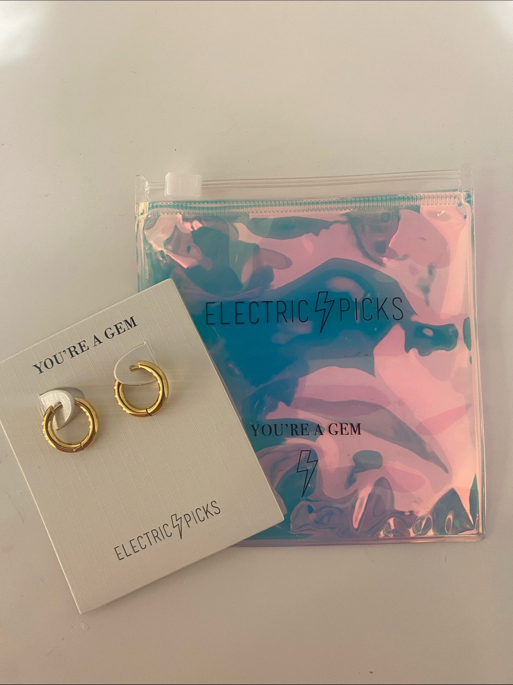 NWT Electric Picks Ringo Mini Hoop Earrings Gold Tone Classic Hoop Earrings